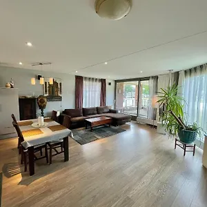 Apartment Lounge Park, Amsterdam
